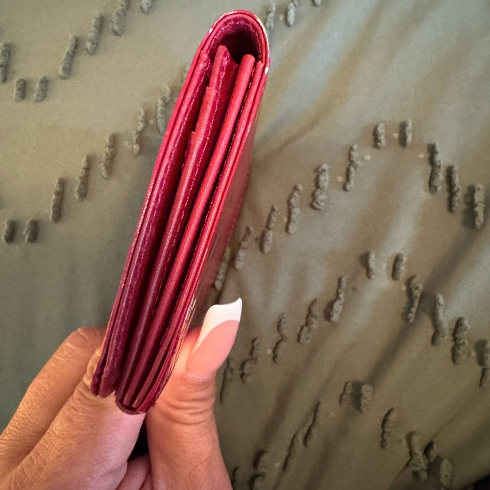 Red Burberry Embossed Card Holder - Picture 6 of 8